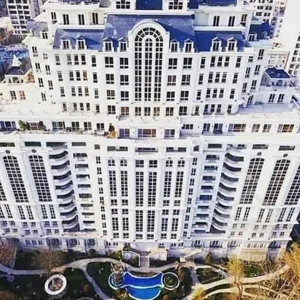 برج مجلل پیش خرید اپارتمان ۱۳۰ متری