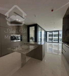 ۱۸۵ متر ** فول دیزاین **۲ پارکینگ سندی