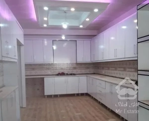 100متری کلیدنخورده تاپ لوکیشن