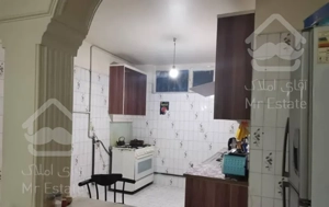 85متر بازسازی طبقه همکف و مشزف به حیاط