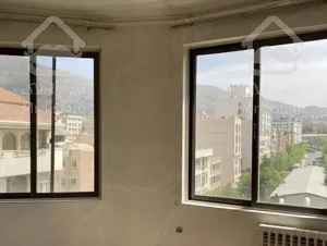 ٢٠٠متر سه خوابه /اقدسیه/لوکیشن دنج