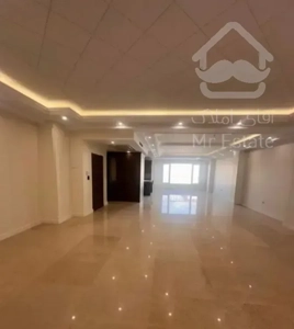 ۲۱۰متر/۳نبش میدان/۲پارکینگ/برند منطقه/مستطیل طلایی