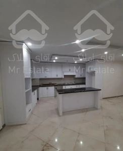 ۱۳۲ متر / دو خواب / شهرک خرازی