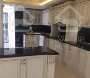 ٢٢٥ متر سپند