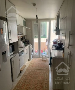 135متر سه خوابه خیابان قانع