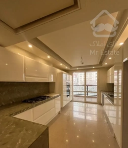 آپارتمان ۲۵۰ متری ۳ خوابه در کامرانیه شمالی