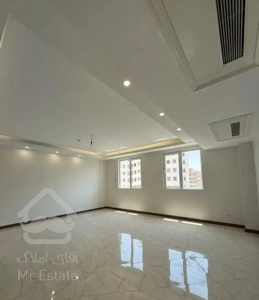 فروش واحد ۱۱۱ متر ۲خواب برج آسمان/طبقه ۱۲/دریاچه