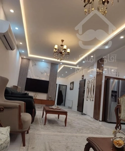 135 متر / نوساز / 8 دقیقه تا حرم/ قرنی 1 خط BR