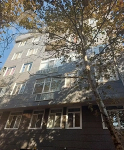 ۱۳۰ متر فروش آپارتمان ظفر