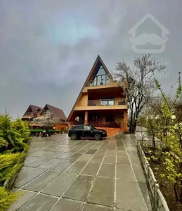 نیاوران ۳۵۰ متر برج /هتلینگ ۴ خ سه پارکینگ  /
