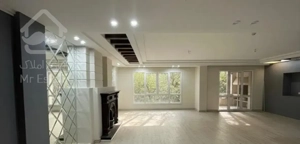 ۱۹۵متر ۳خواب آجودانیه/تک واحدی/استخردار/۲پارکینگ