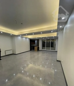 ۹۵متر نوساز شیک/ تهران ویلا