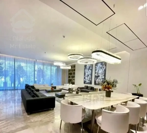 ۲۲۰ متر /تک واحدی / ویو ابدی/ ۳ پارکینگ سندی