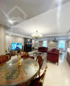 نیاوران گل سنگ /220متر/ فرعی اعیان نشین/ تک واحدی