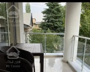 آپارتمان،۲۶۱متر،تکواحدی،۳پارکینگ،جمشیدیه