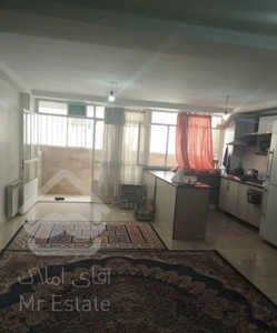 ۷۰ متر طبقه همکف با آسانسور با انباری بدون پارکینگ