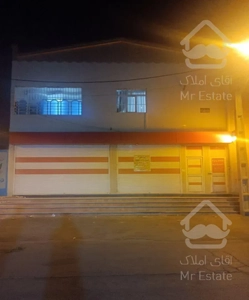 آپارتمان ۶۲متر همراه دو مغازه