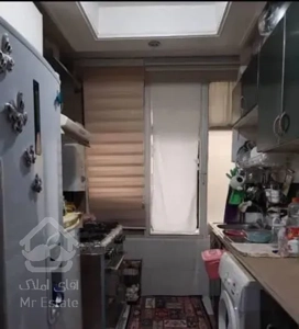 ۶۰ متر/دو خواب/آسانسور/حوالی مترو