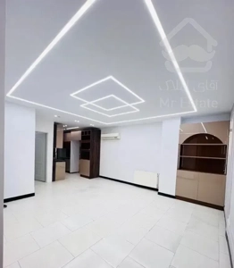 52متری/یک خواب /طبقه دو/ آسانسور دار