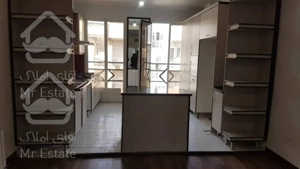 ۶۴ متر / ۱ خواب / نور مستقیم