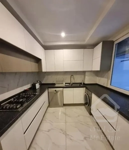 اپارتمان ۱۳۰ متر ۳ خواب فول / تک واحدی