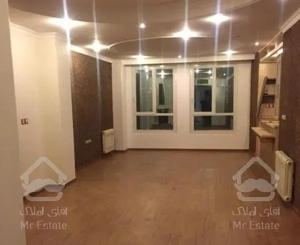 ستاری / ۶۵متر/ سالن پرده خور / کم واحد