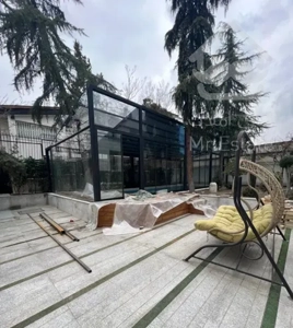 ۷۰۰ متر ویلایی / تهاتر با آپارتمان / شهرک غرب