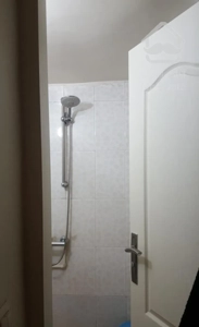 واحد ۷۰ متری نزدیک میدان بهارستان فروش یا معاوضه