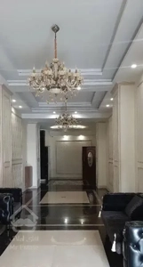 هشترودی ۲۱۰متر کلیدنخورده ،سند تک برگ، دوپارکینگ،