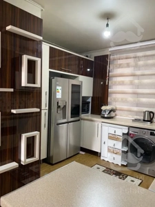 فروش آپارتمان دوخوابه/صادقیه/فردوس شرق