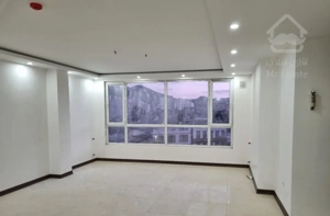 آپارتمان کلیدنخورده بر خ امام 85متر 2خواب