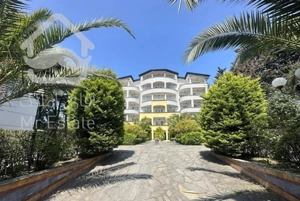 اپارتمان 335 متری چشم انداز دائم طبیعت