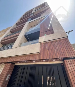 145 متر کیلید نخورده شهرک فجر