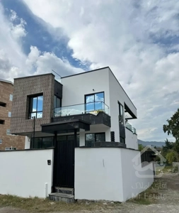 فروش خانه ویلایی ۴۸۰ متری ۳ خوابه