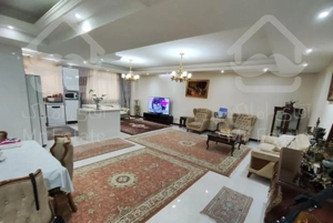 ۱۰۰متر، کوچه مقدم ، پارکینگ دار