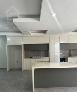 آپارتمان ۲۲۰ متری سرتک نوساز (املاک وزرا)