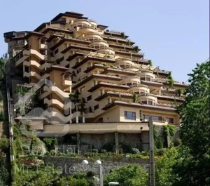 ۷۶۰ متر اپارتمان ژورنالی تراس قابل چیدمان اصطلک