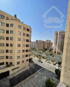 110 متر نگین غرب بلوار اردستانی فول