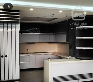 اجرا و ساخت کابینت وکمددیواری ودکوراسیون داخلی