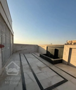 پنت ۱۳۴ متری با ۴۰ متر حیاط اختصاصی/ سند تک برگ