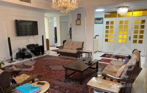 آپارتمان ۲۷۰متری ۴ خوابه غرق در نور