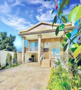 ویلا باغچه نیم پیلوت نوساز شهرکی سند تک‌برگ