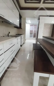 ۲۰۰ متر ، ویو ابدی ، بالای اسبی ، ۲ پارکینگ