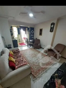 44متر/طبقه اول/خوش نقشه/ساخت 90/اجاره دار