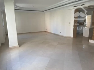 اجاره و رهن آپارتمان زعفرانیه 220  متر شیک