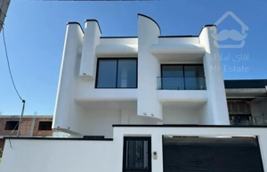 ویلای ۳۰۰ متری نوساز استخردار فول فرنیش