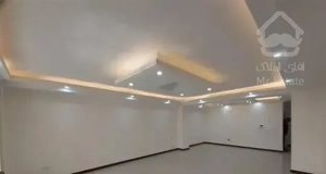 ۷۷ متر. بسیار خوش نقشه. فول امکانات.