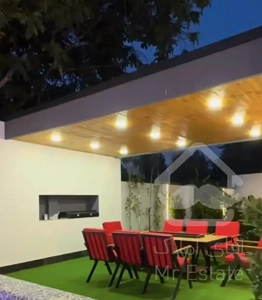 ۹۸ متر بازسازی / کم واحد