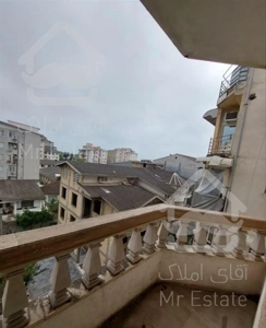 واحد کلید نخورده واقع در کوچه گلبابایی