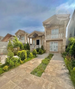 ویلا باغ نیم پیلوت 222 متری شهرکی سند تک‌برگ